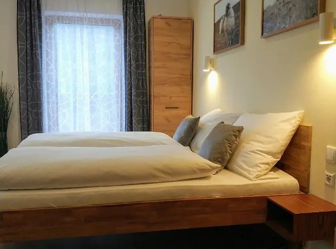 Bed & Breakfast Gaestehaus Moser Ranten